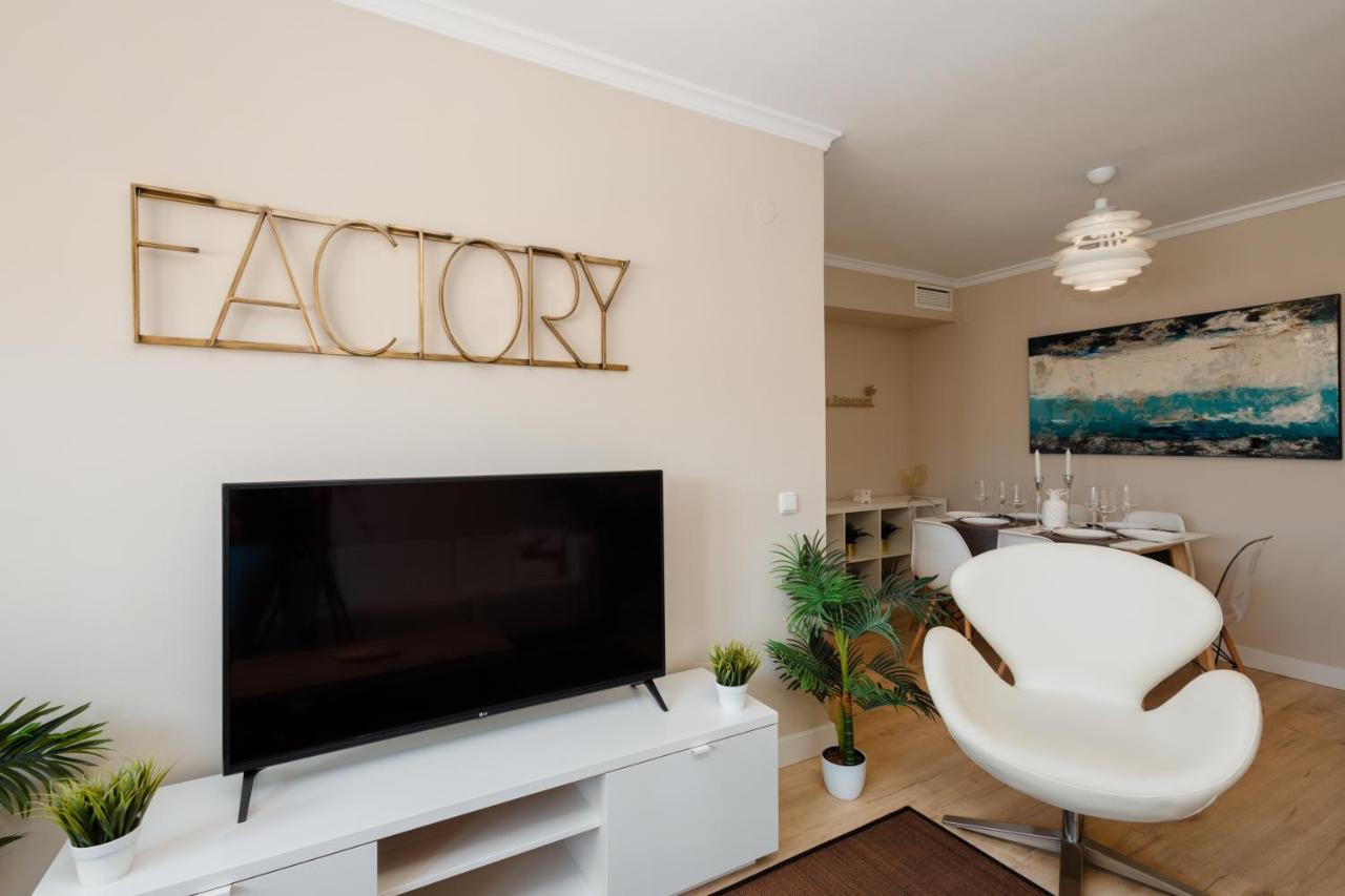 In The Historic Center Of Malaga, Very Close To The Beach And The Ave Train Station, With Private Parking Exterior foto