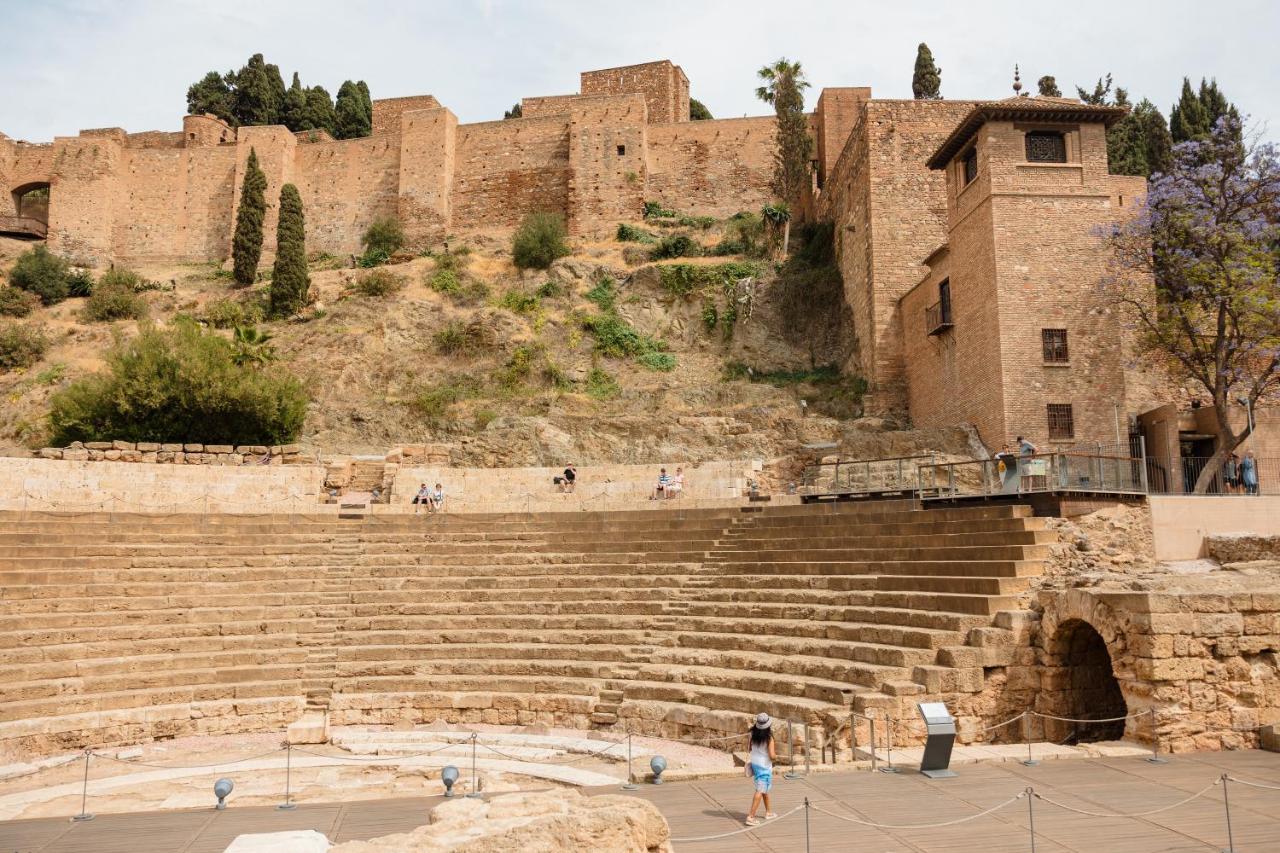 In The Historic Center Of Malaga, Very Close To The Beach And The Ave Train Station, With Private Parking Exterior foto