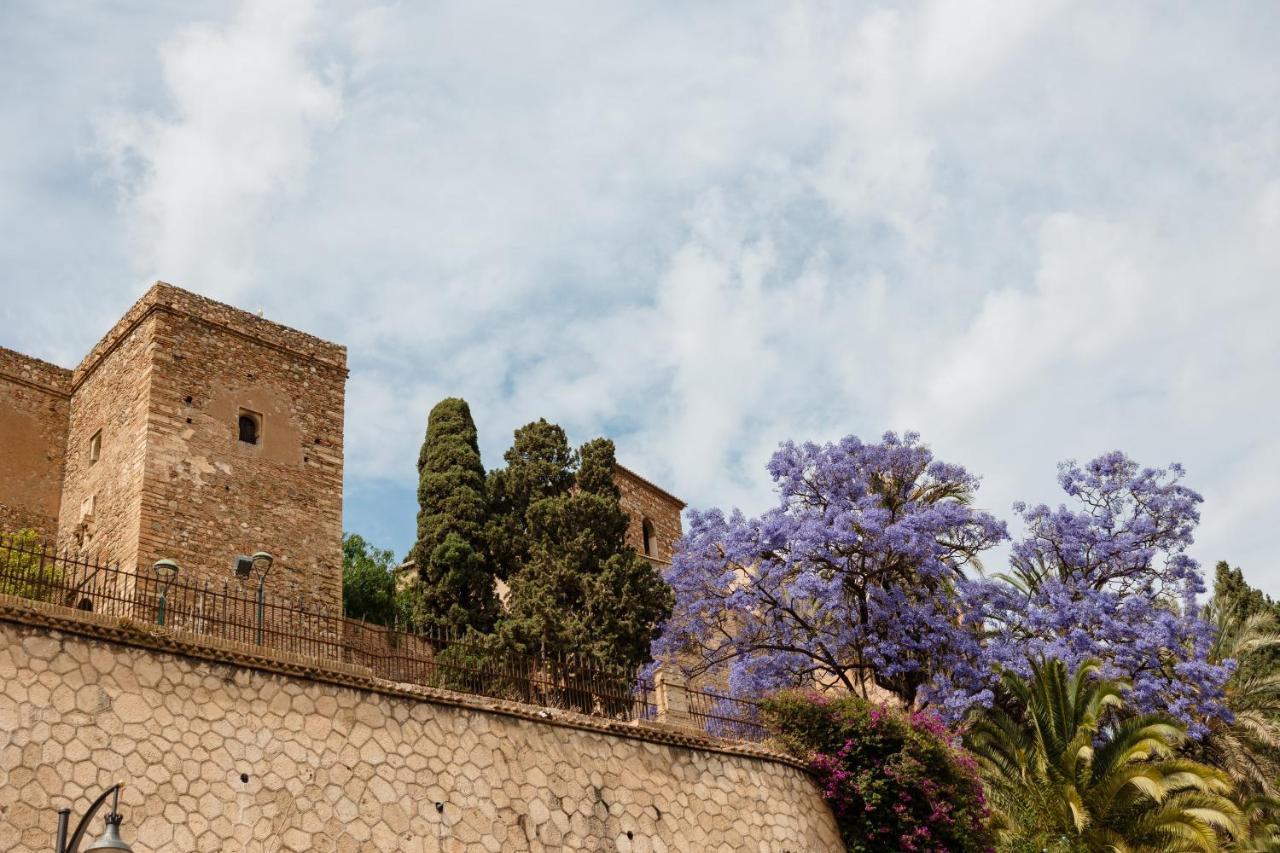 In The Historic Center Of Malaga, Very Close To The Beach And The Ave Train Station, With Private Parking Exterior foto